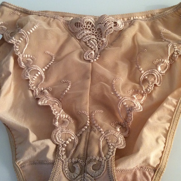 Lise Charmel Secret De Seduction Bikini-Size Small - Picture 3 of 6